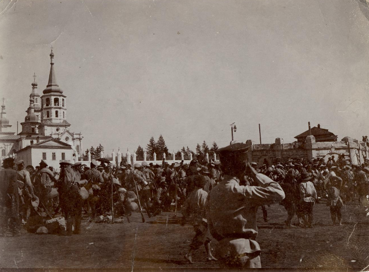 Площадь за Амурскими воротами. 1910 - 1919 г. 