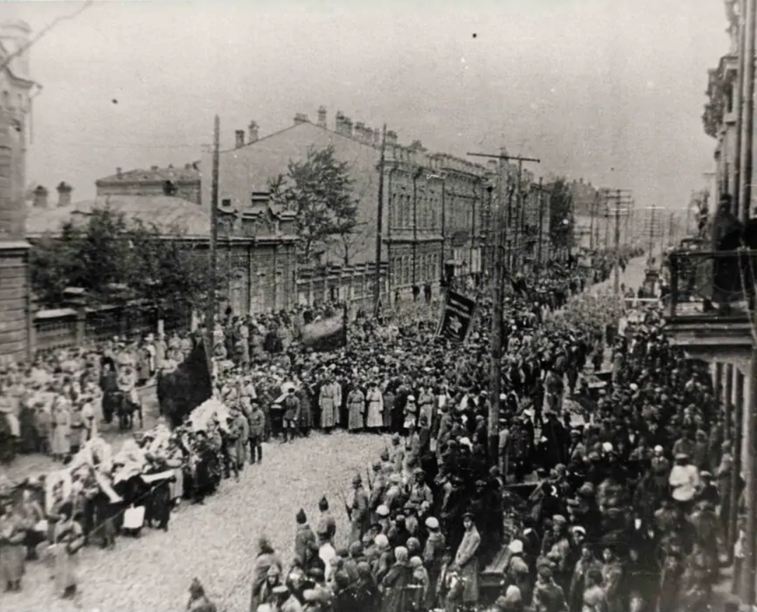 Похороны Нестора Каландаришвили в Иркутске. 17.09.1922