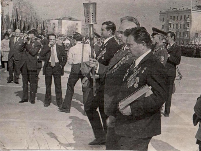 8 мая 1975 года. Герой Советского Союза Б.А. Пискунов
